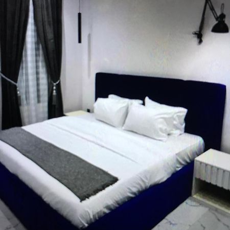 Villa Toscana Luxe Gra Port Harcourt Exterior photo